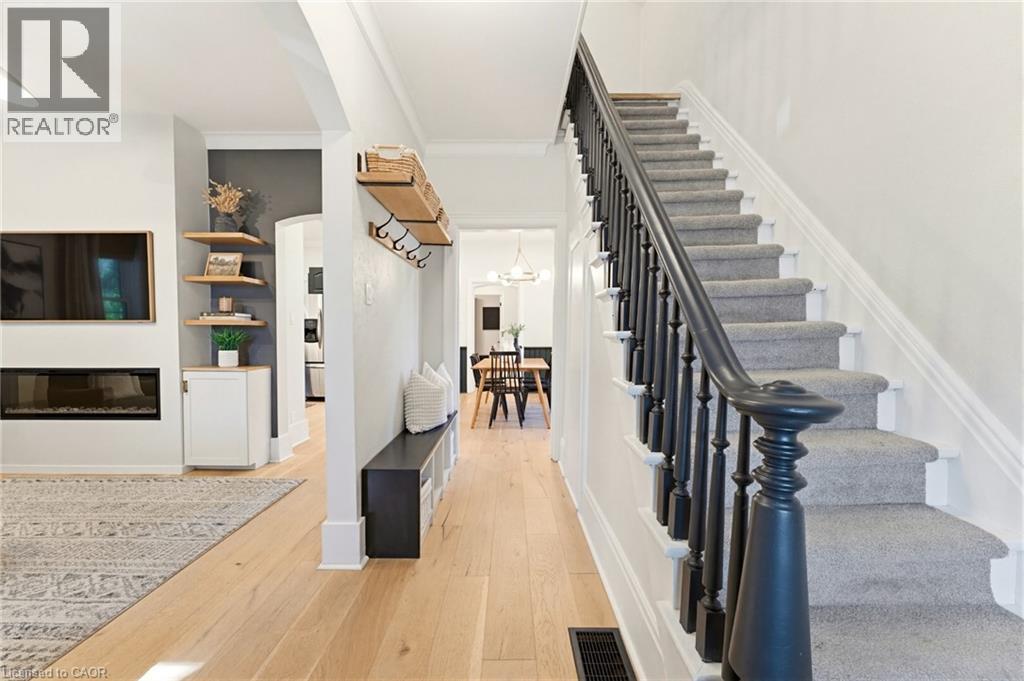 440 DUKE Street W - 7