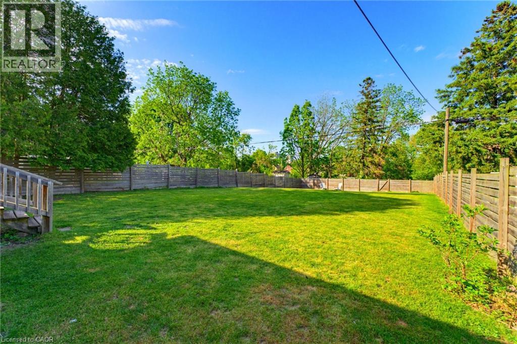 440 DUKE Street W - 32