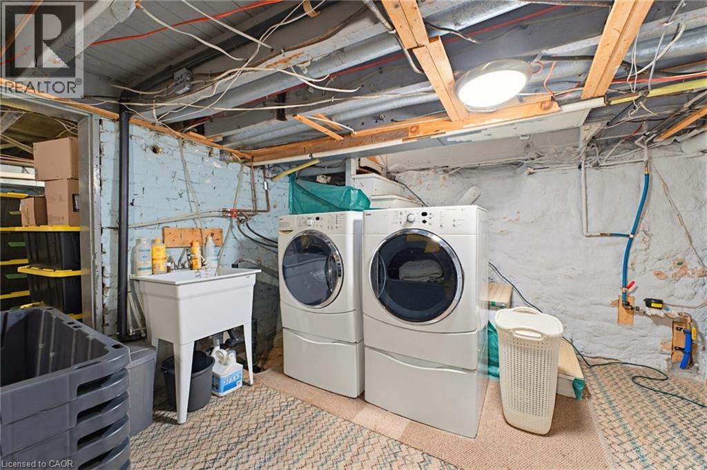 440 DUKE Street W - 27