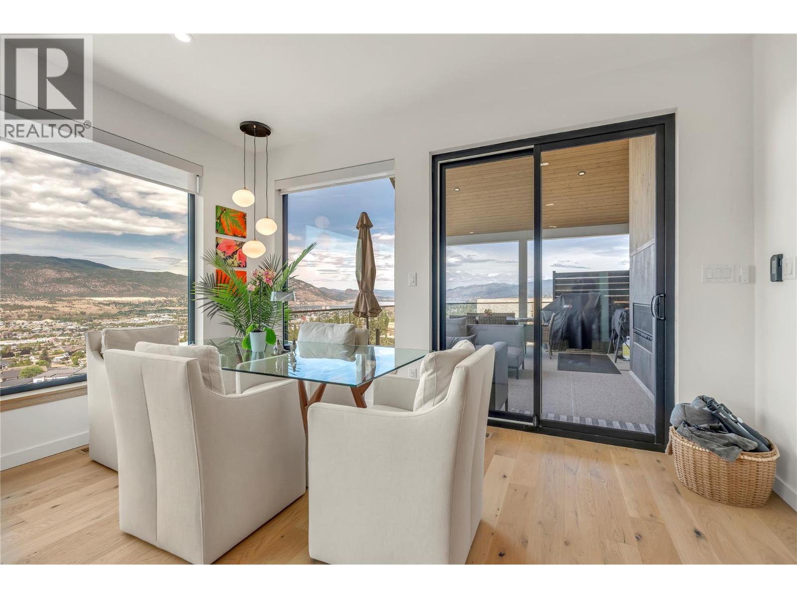2775 HAWTHORN Drive - 8