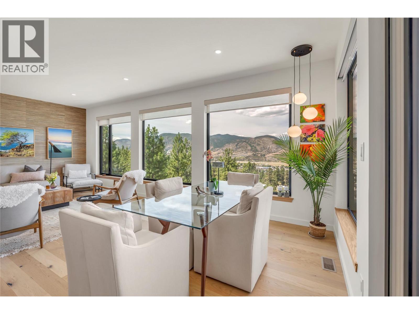 2775 HAWTHORN Drive - 46