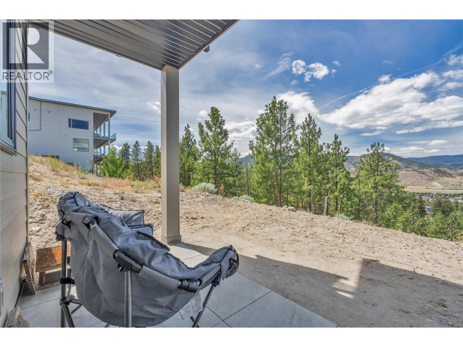 2775 HAWTHORN Drive - 69