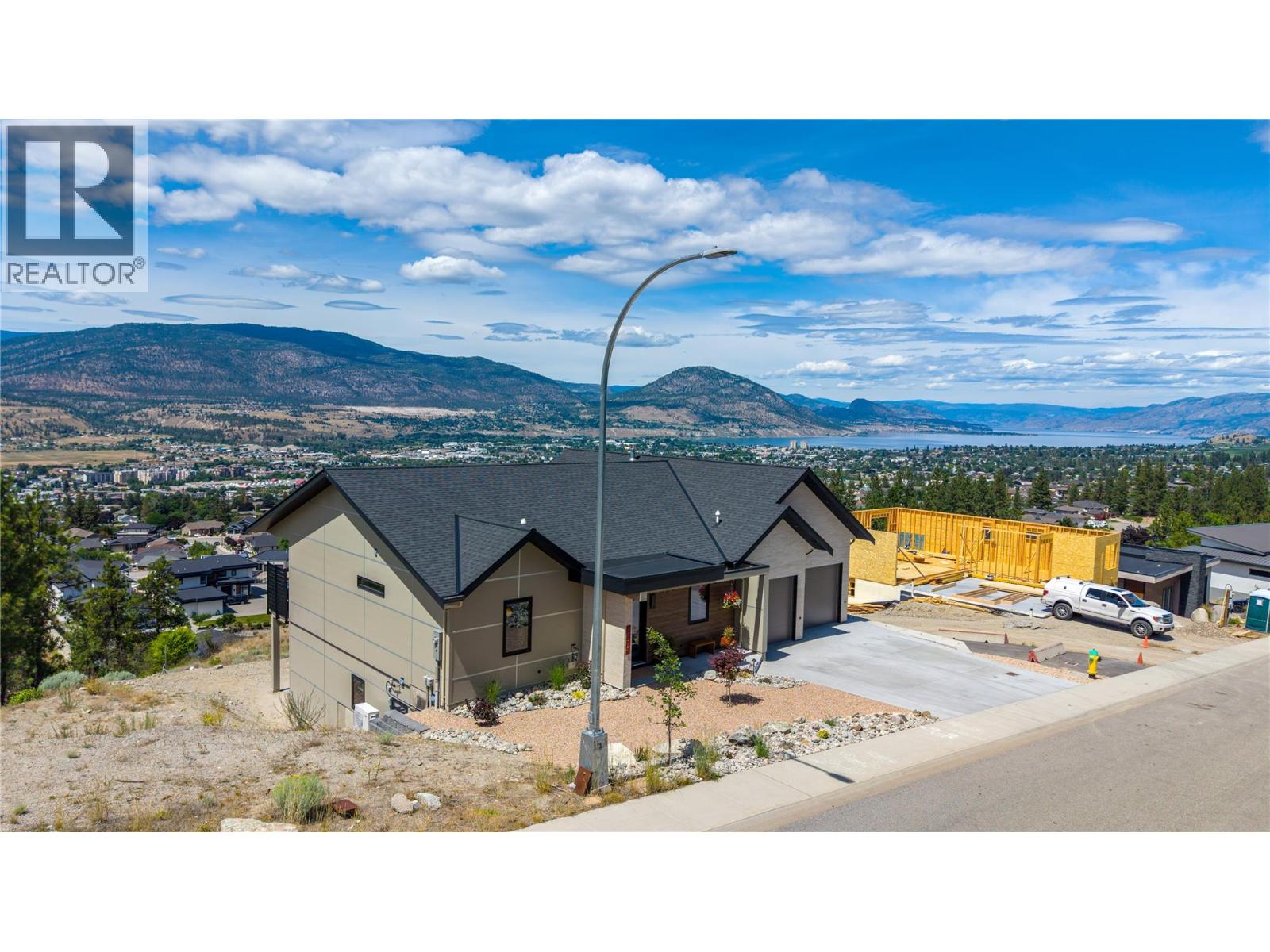 2775 HAWTHORN Drive - 78