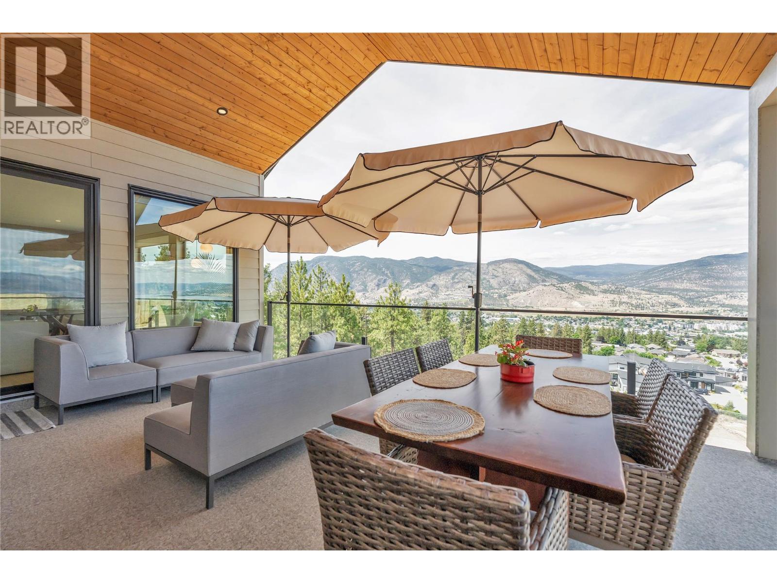 2775 HAWTHORN Drive - 52