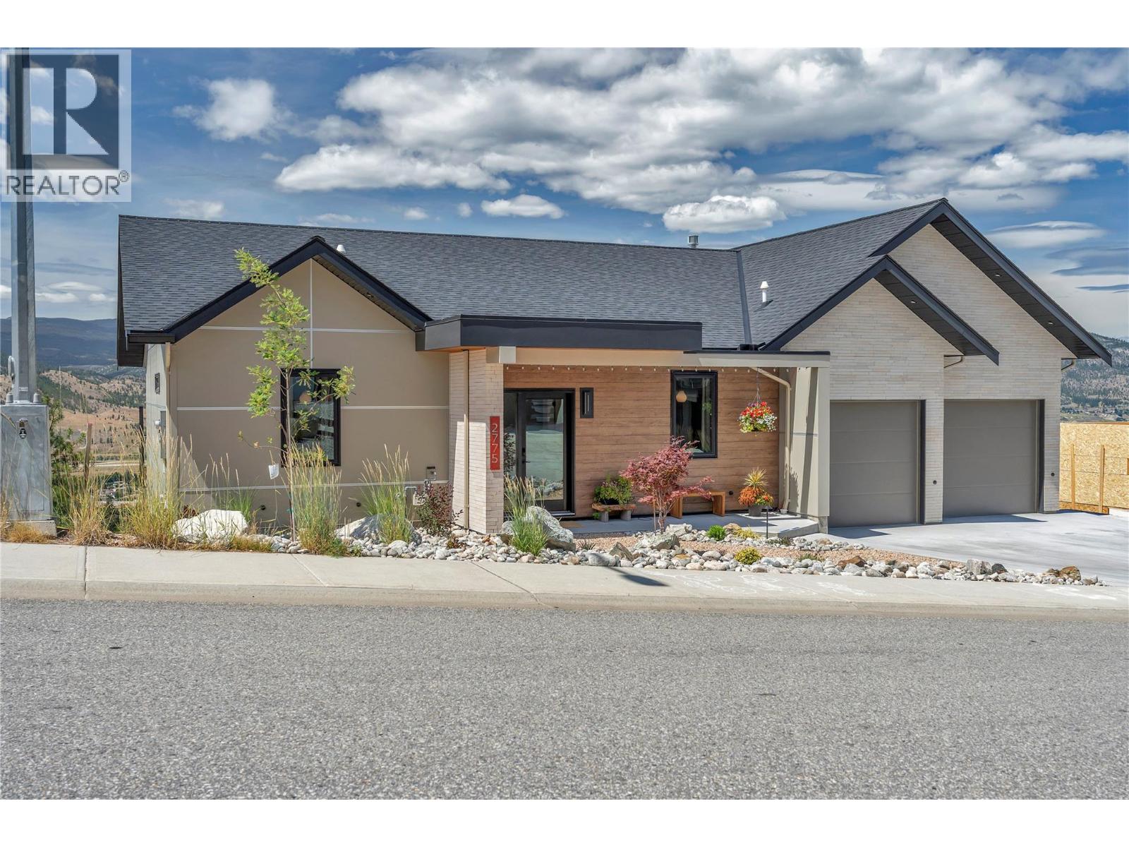 2775 HAWTHORN Drive - 73