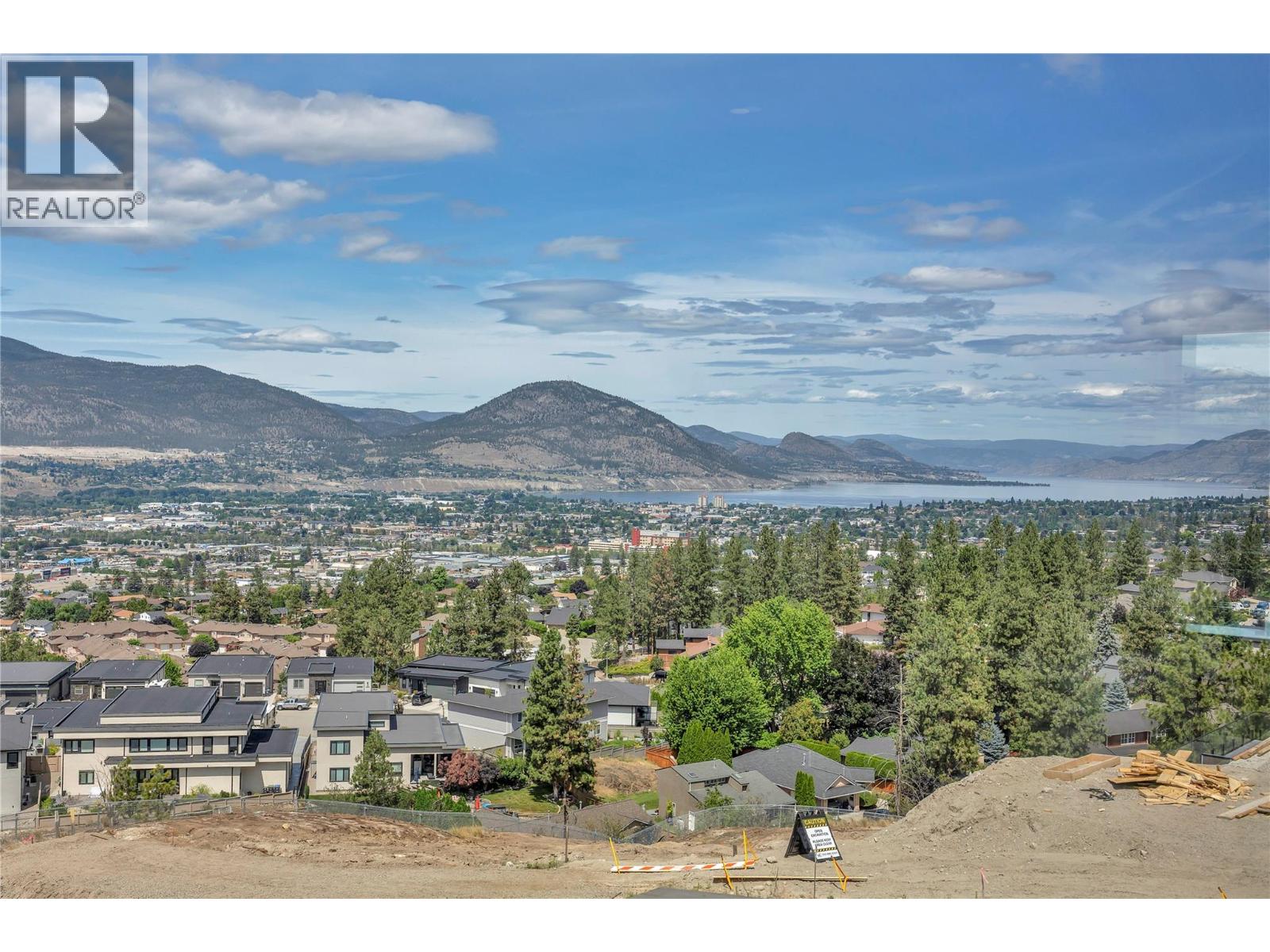 2775 HAWTHORN Drive - 22
