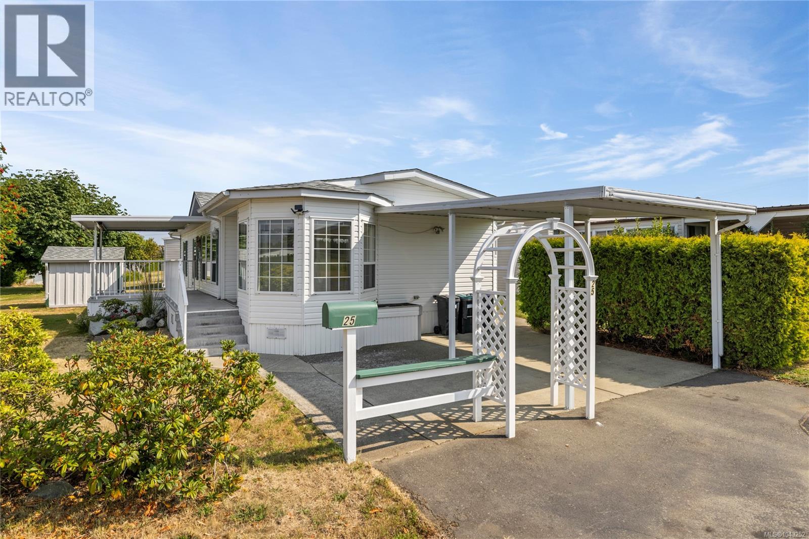25 450 Stanford Ave, Parksville