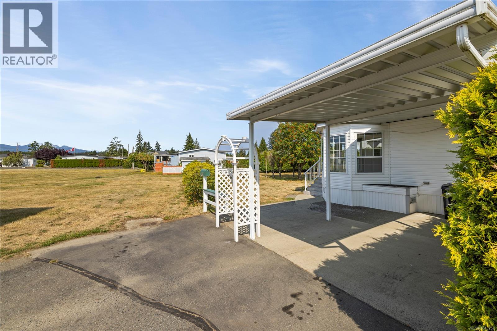 25 450 Stanford Ave, Parksville