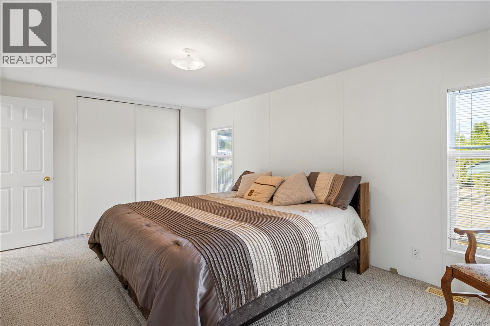 #25 450 Stanford Ave - 18