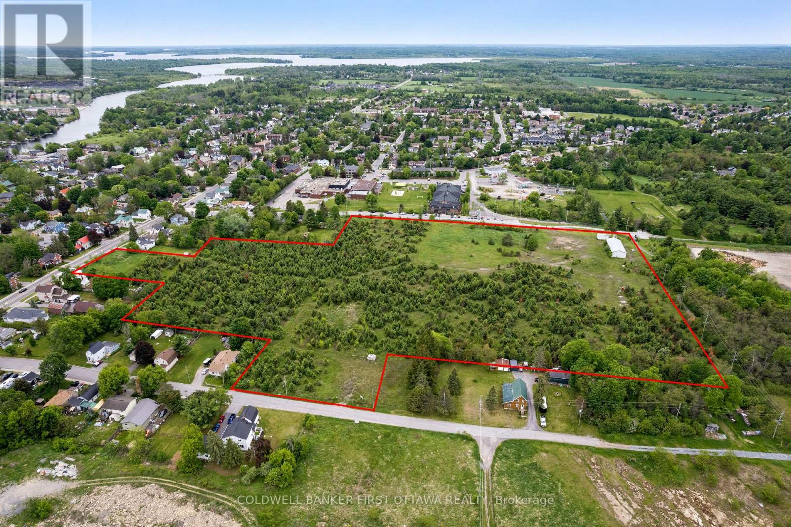 Prime residential development land on 15 acres