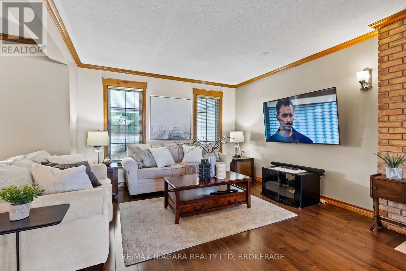 6370 EMMA STREET - 9
