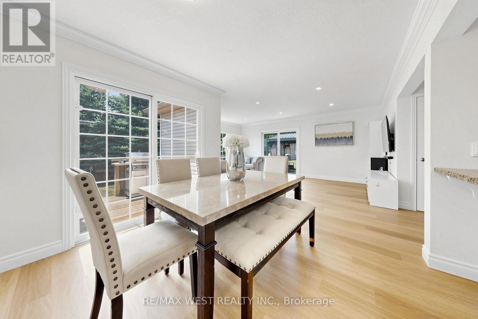 571 ST MORITZ AVENUE - Image 10