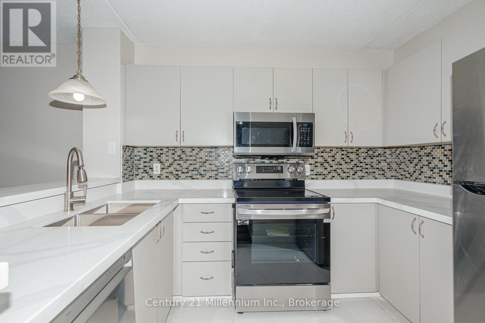#171 51 TROTT BOULEVARD - 12