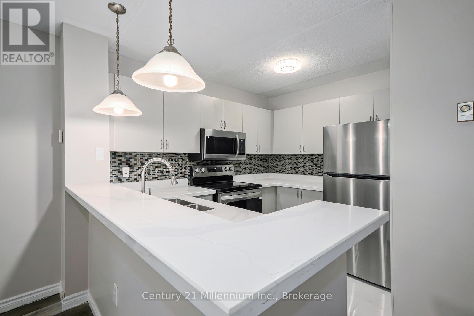 #171 51 TROTT BOULEVARD - 14