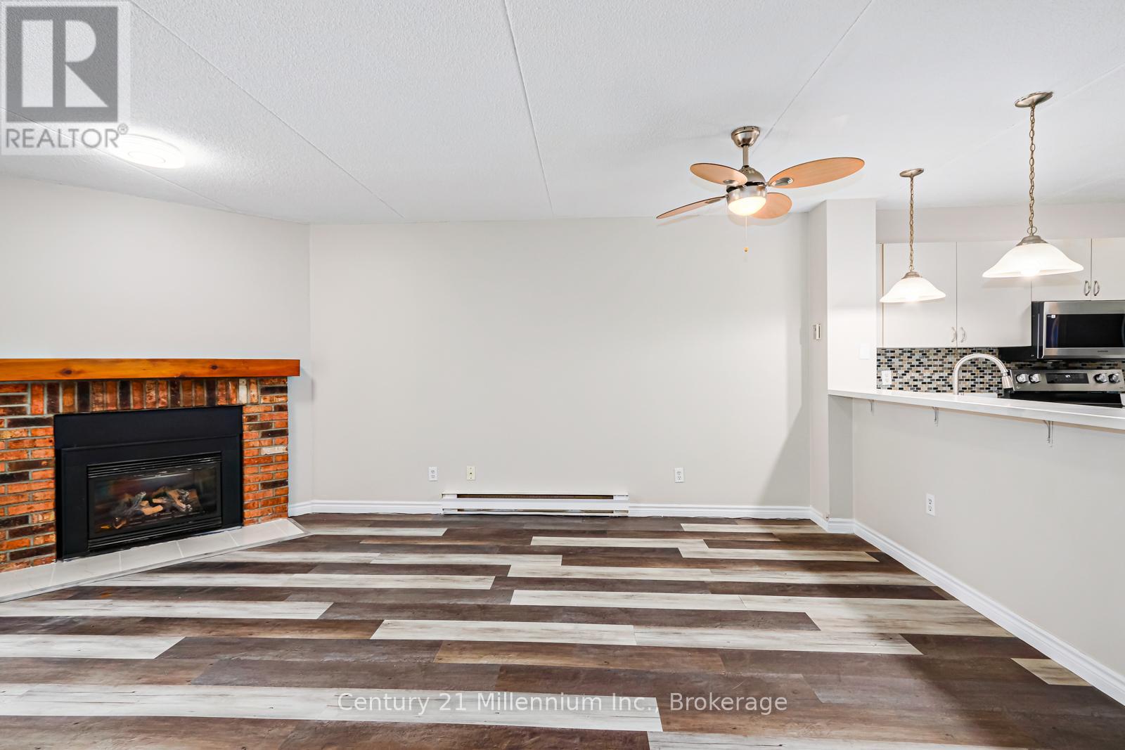#171 51 TROTT BOULEVARD - 18