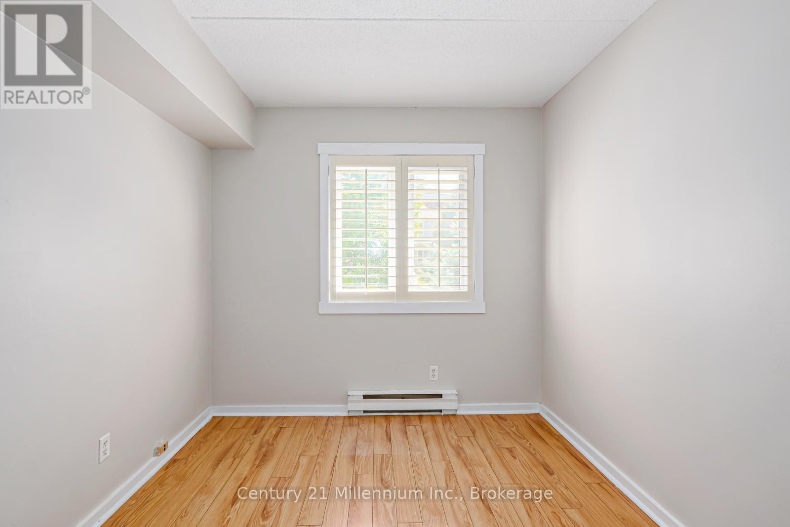 #171 51 TROTT BOULEVARD - 28