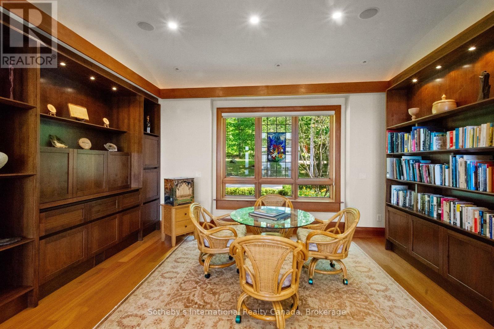 250 GORDON DRIVE - Image 14
