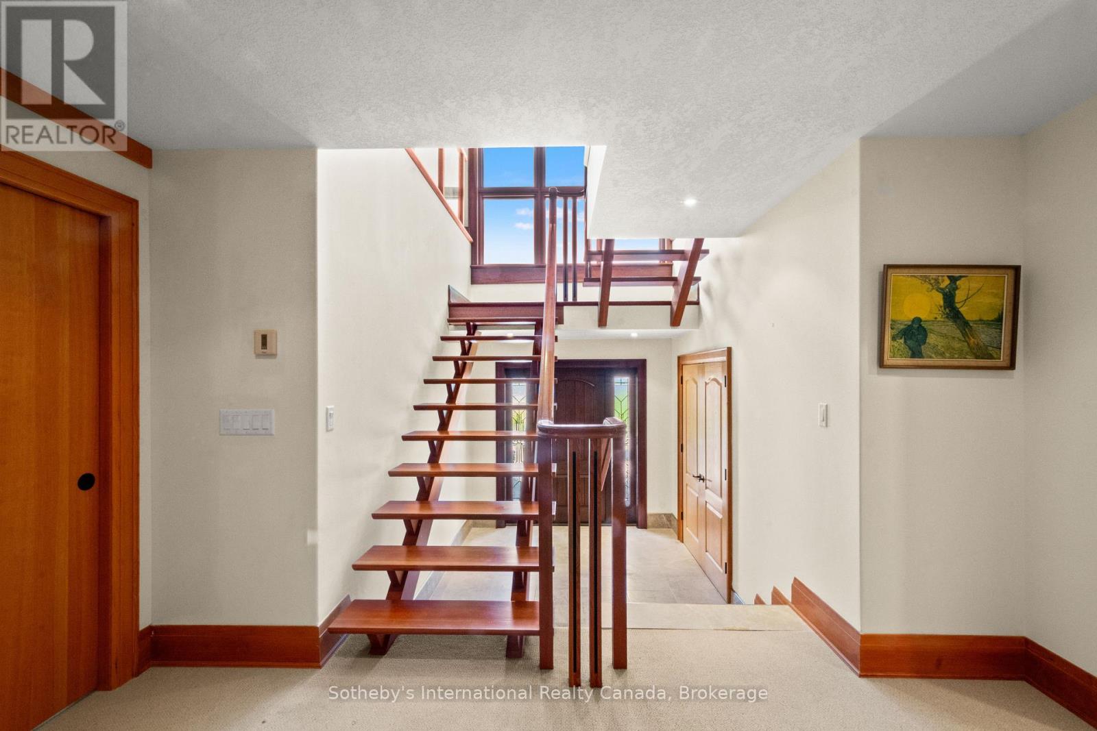 250 GORDON DRIVE - Image 30