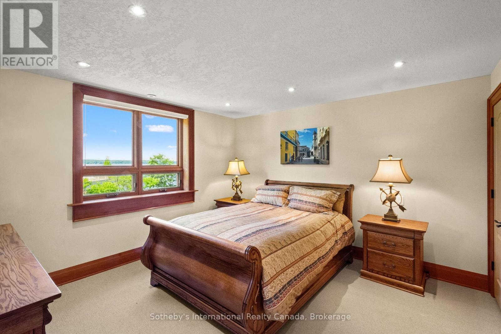 250 GORDON DRIVE - Image 38