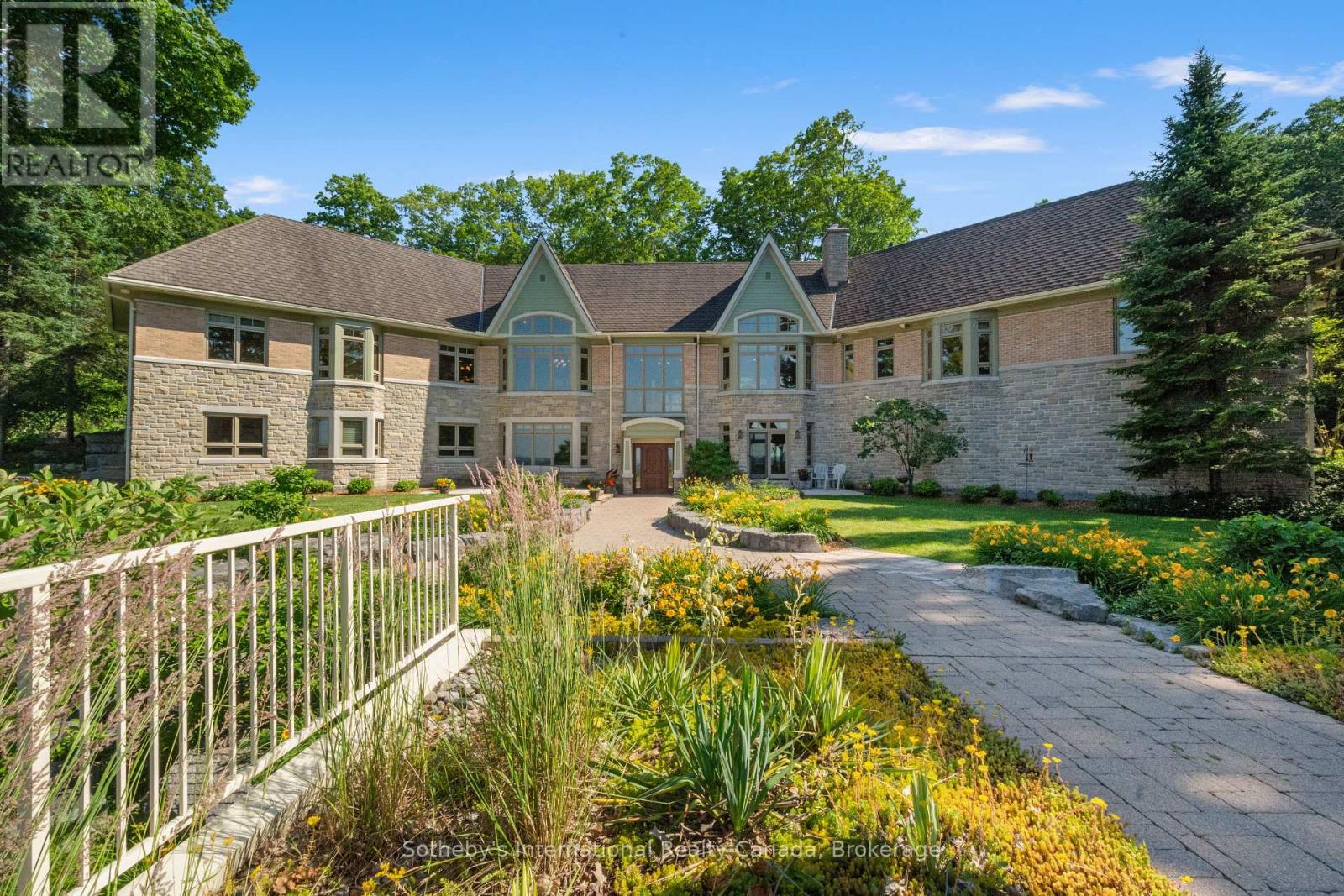 250 GORDON DRIVE - Image 46