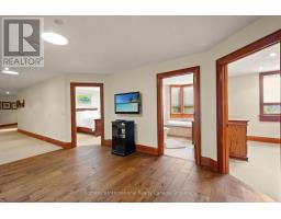 250 Gordon Drive, Penetanguishene, ON L9M1Y4 Photo 37