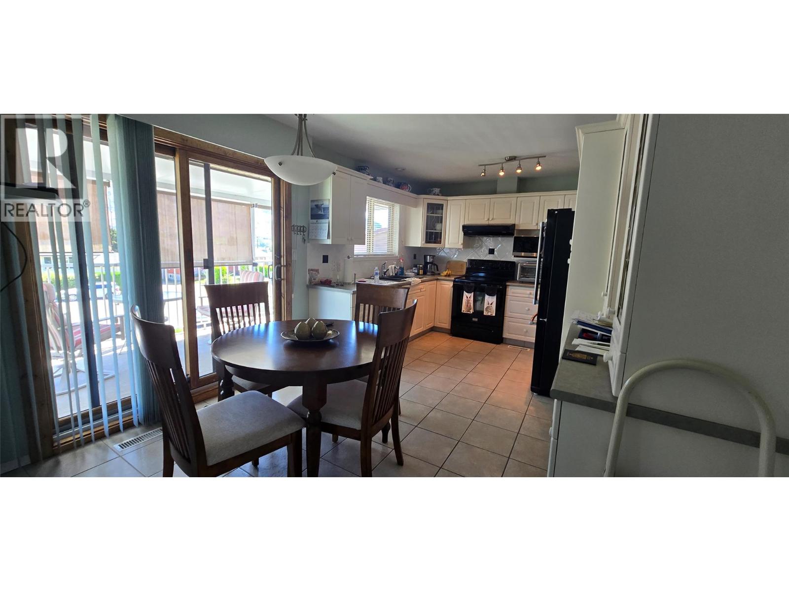 20 Santa Rosa Place, Osoyoos