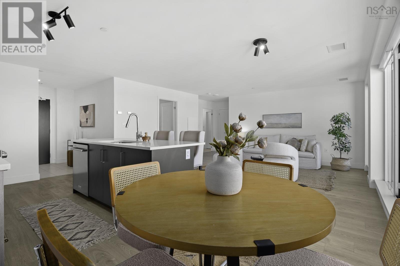 #1103 72 Seapoint Road - 18