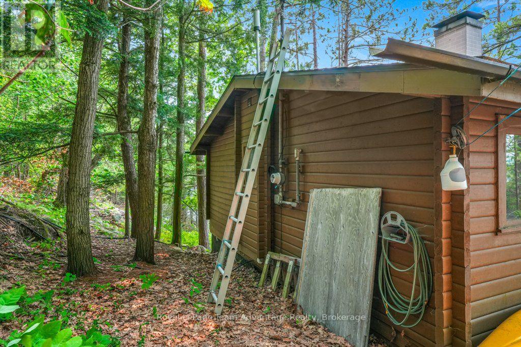 102 BLACKSTONE LAKE WATER - 20