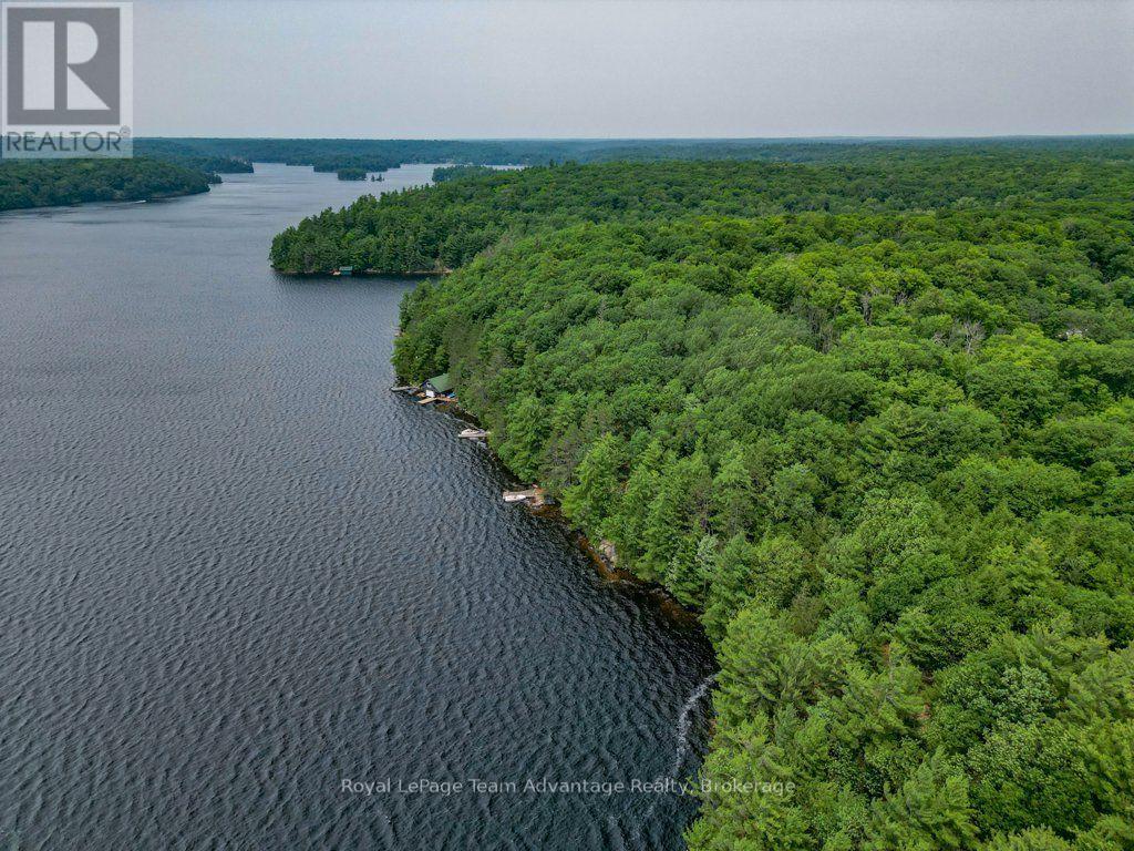102 BLACKSTONE LAKE WATER - 23