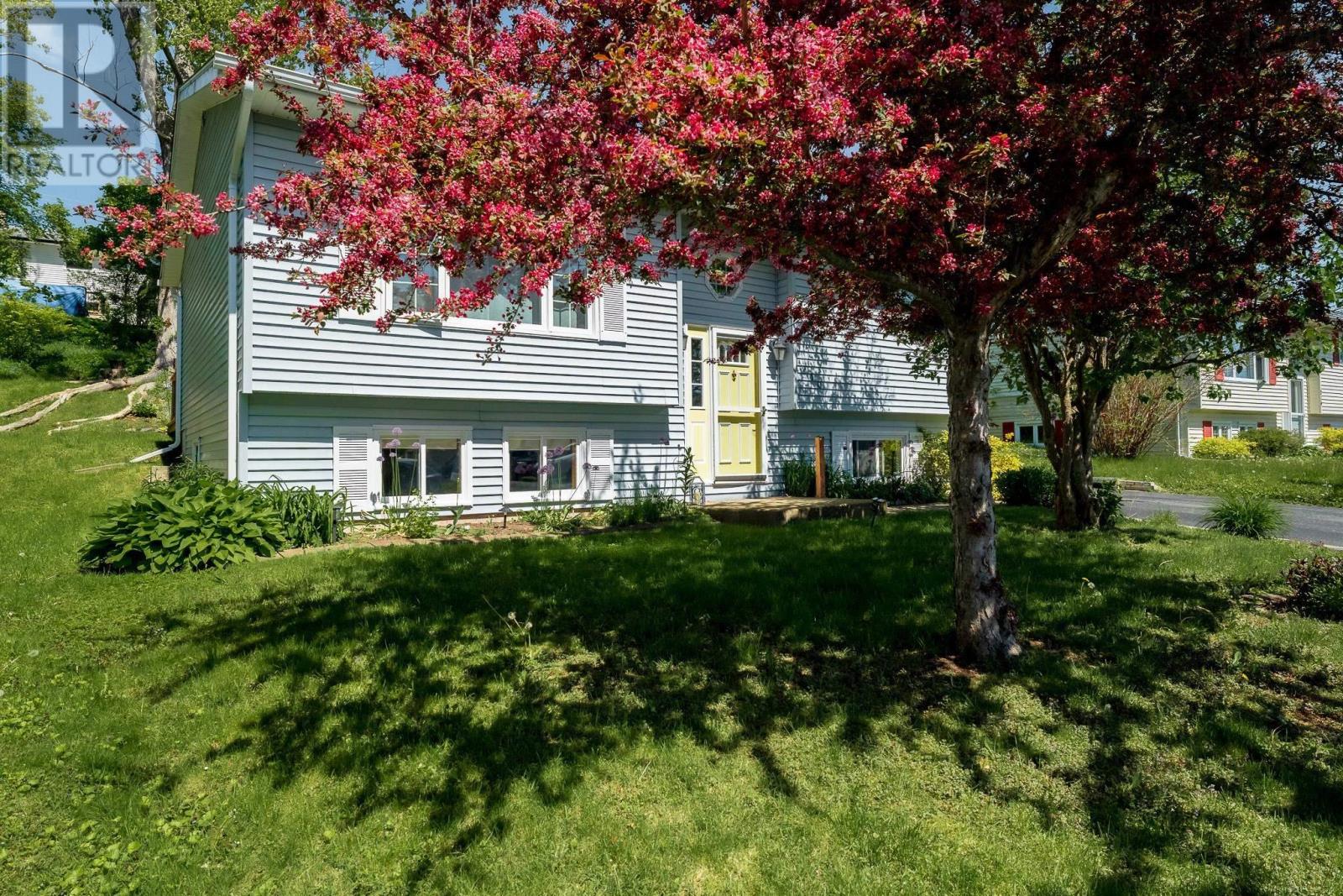 210 Churchill Downs Circle - 34