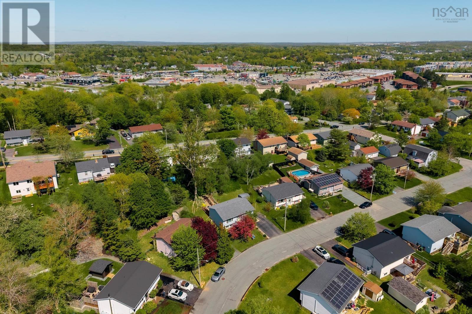210 Churchill Downs Circle - 36