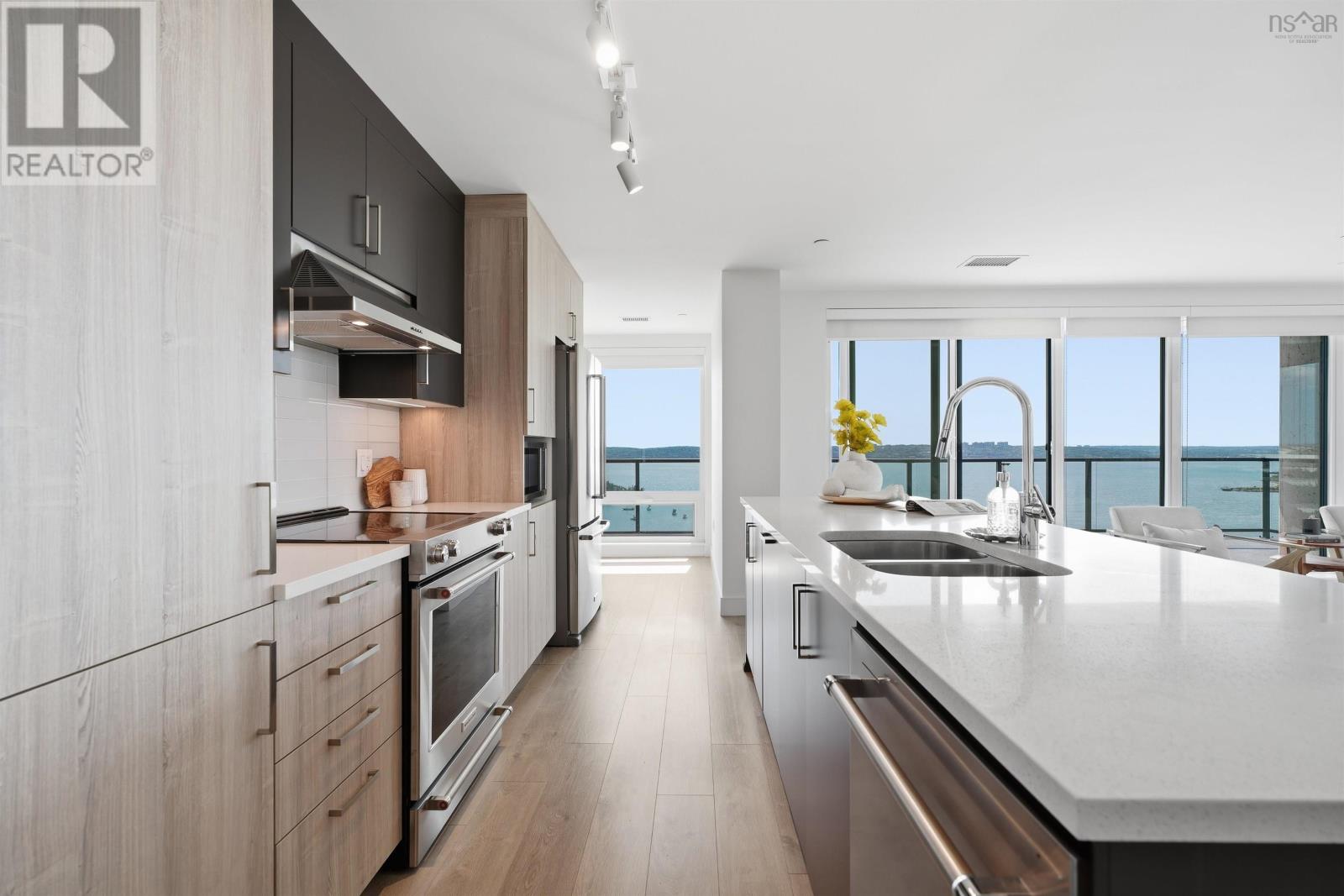 #1602 72 Seapoint Road - 11