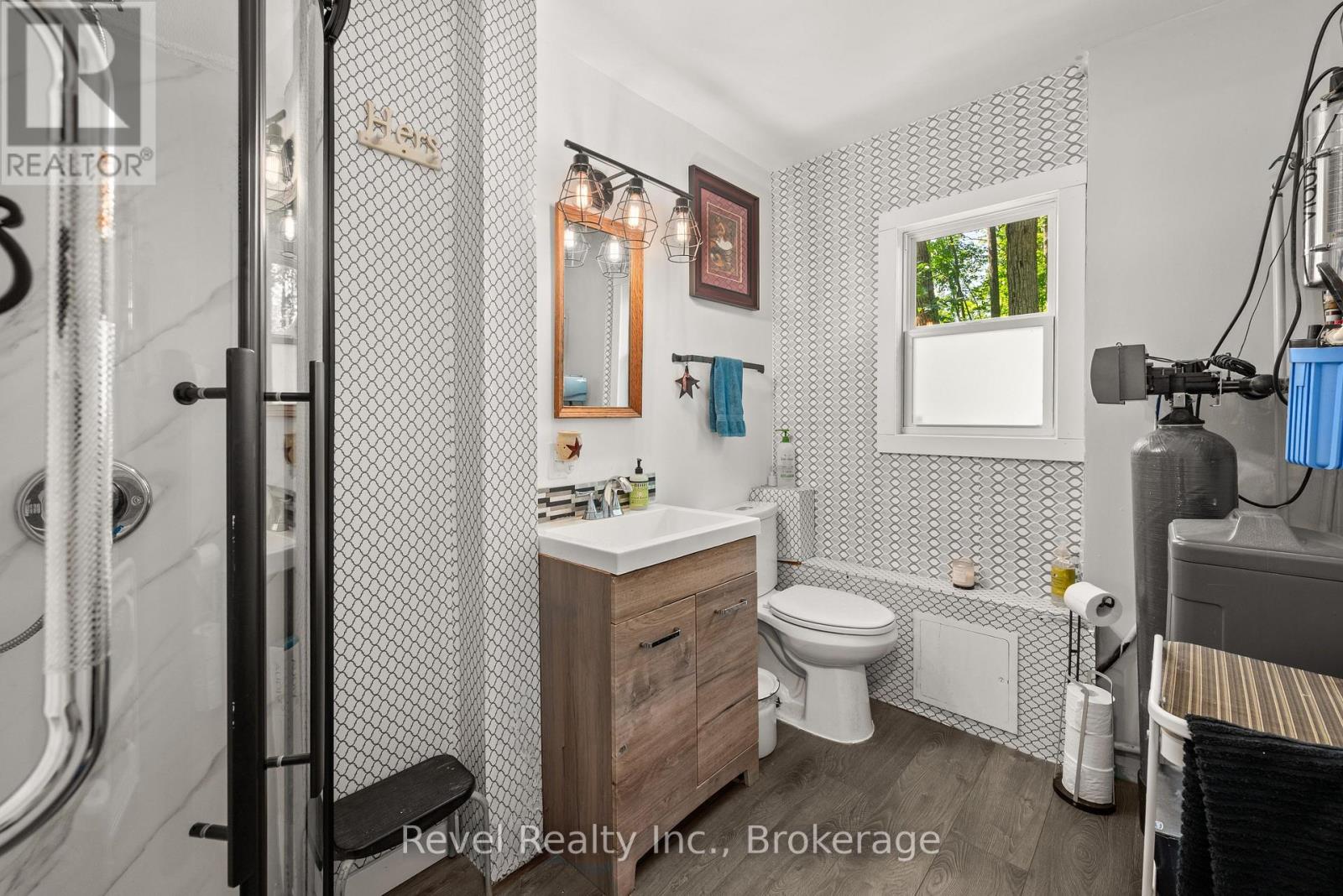 57 ROLLIE'S BAY ROAD - 28