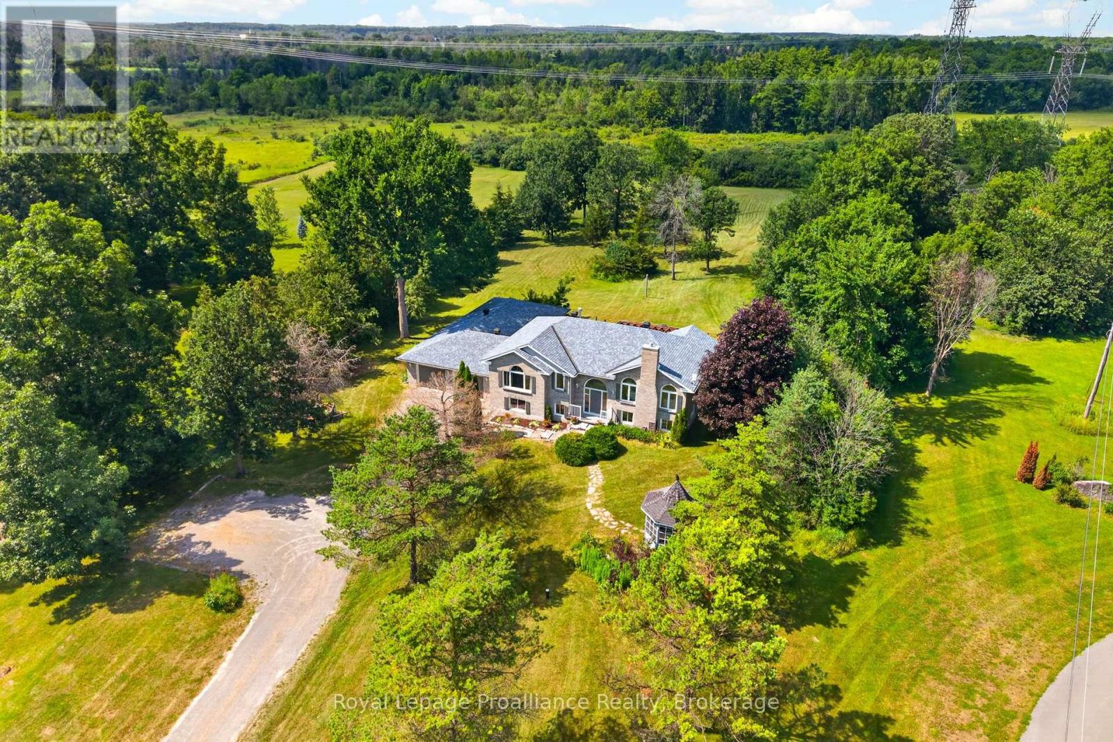 3561 VIENNA CRESCENT - 48
