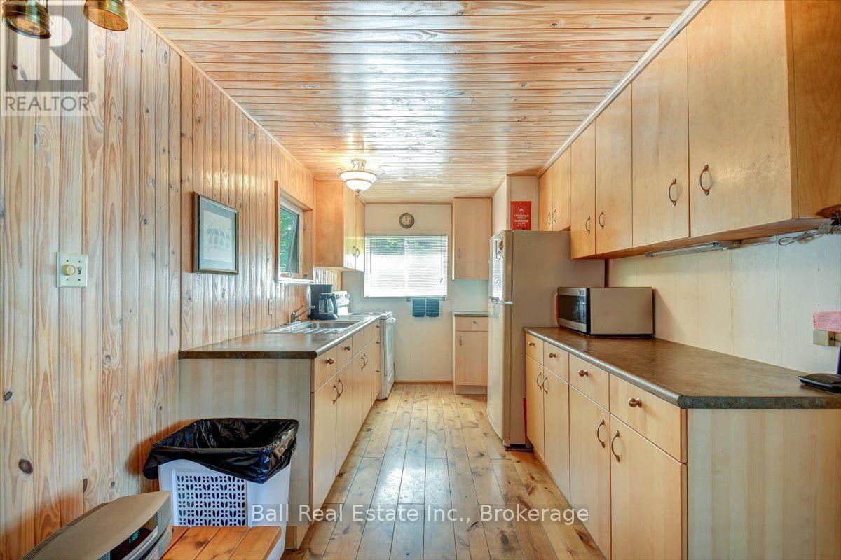 408 JENNISON ROAD - 17