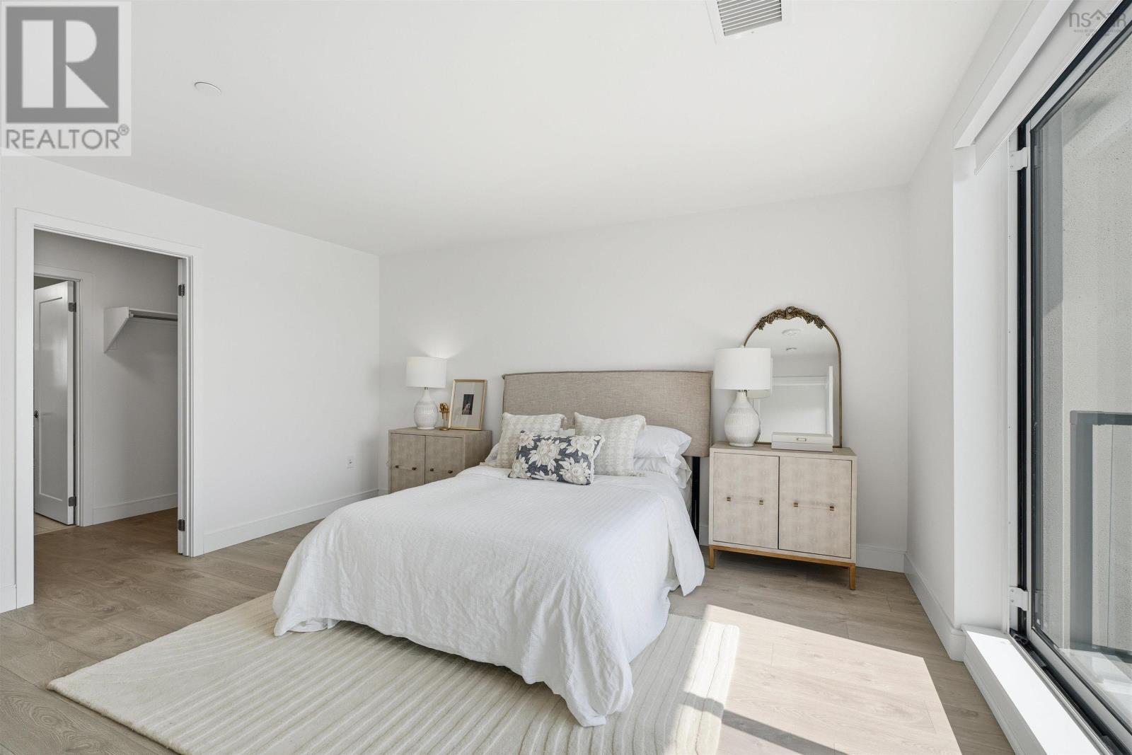 #1602 72 Seapoint Road - 24