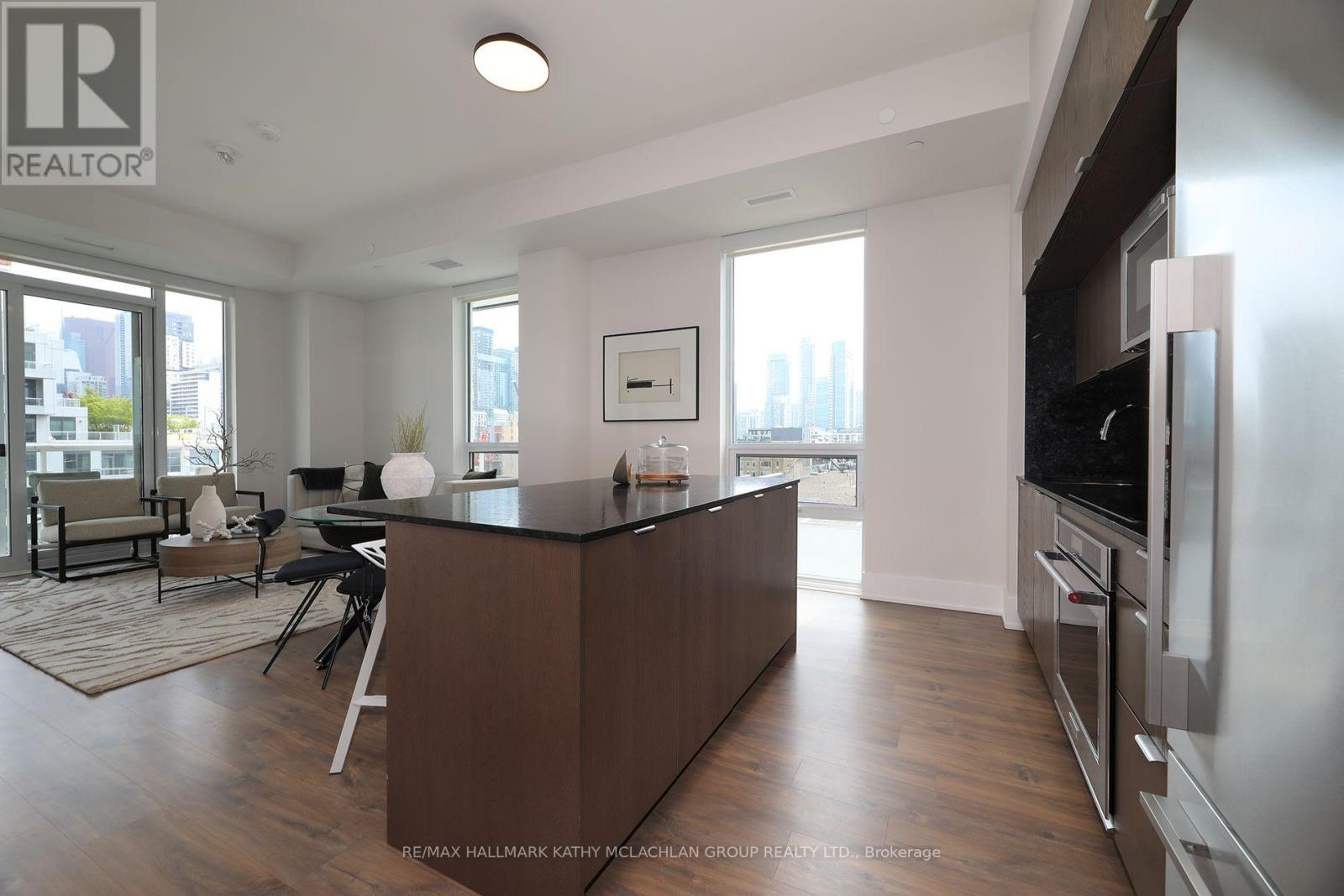 #815 80 VANAULEY STREET - 5