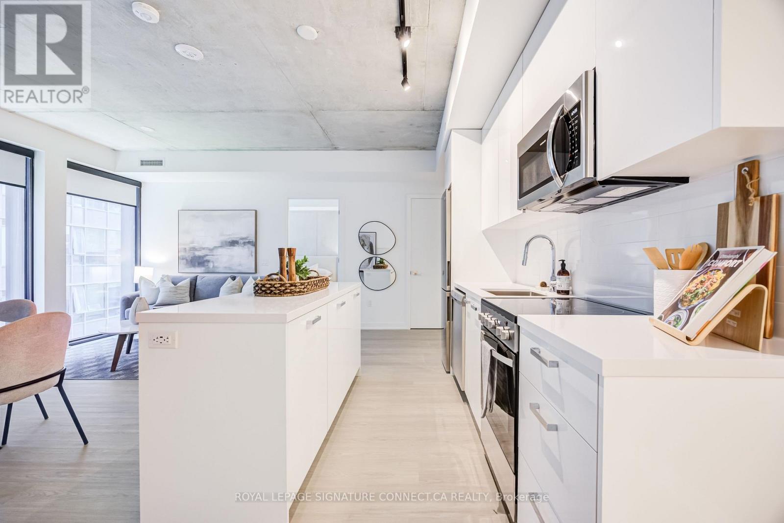 #507 284 KING STREET E - 12