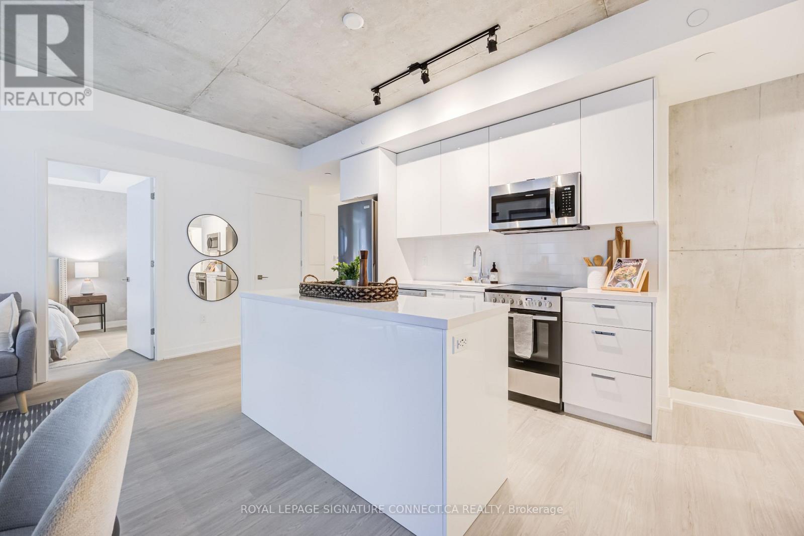 #507 284 KING STREET E - 16