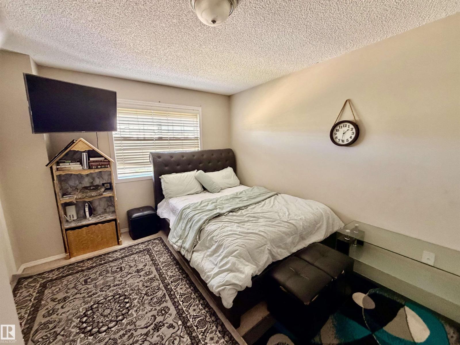 13834 37 ST NW, Clareview Town Centre, Edmonton photo 3