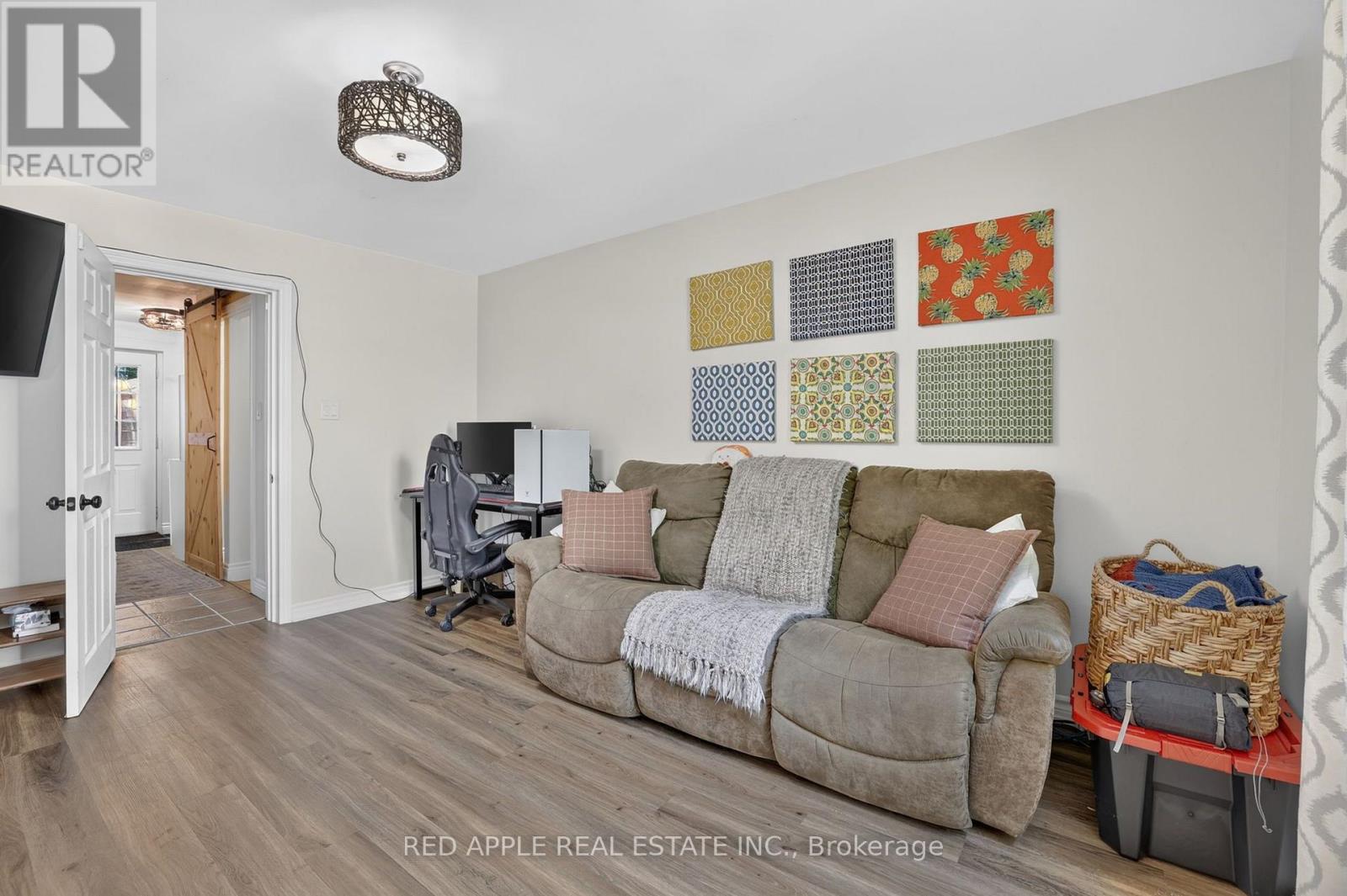 20435 LESLIE STREET - 28