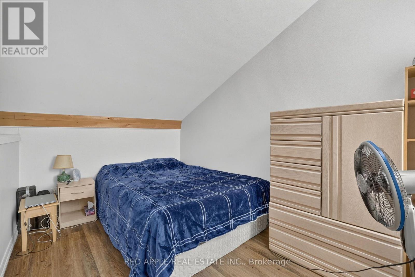 20435 LESLIE STREET - 38