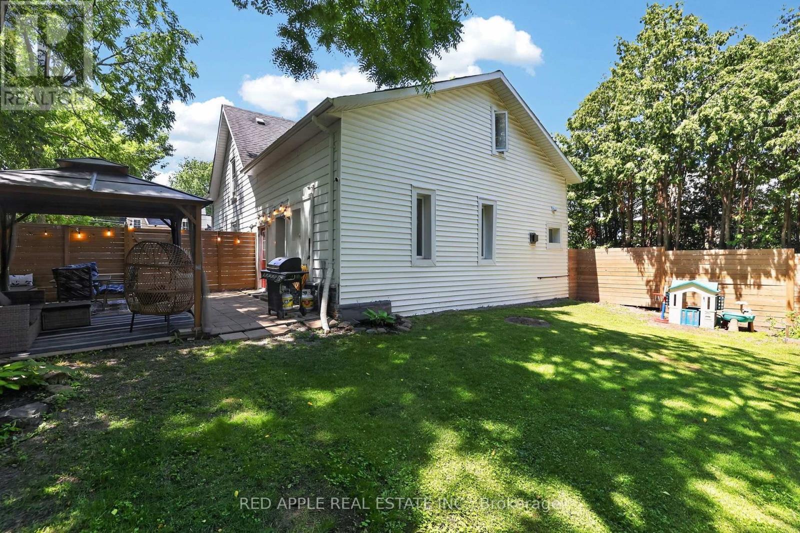 20435 LESLIE STREET - 46