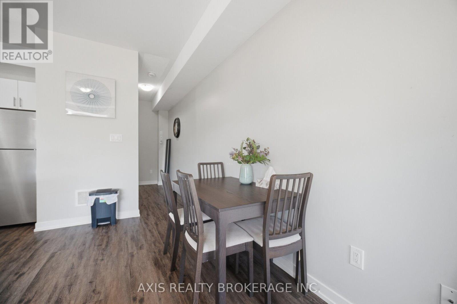 250 DALHOUSIE STREET - 10