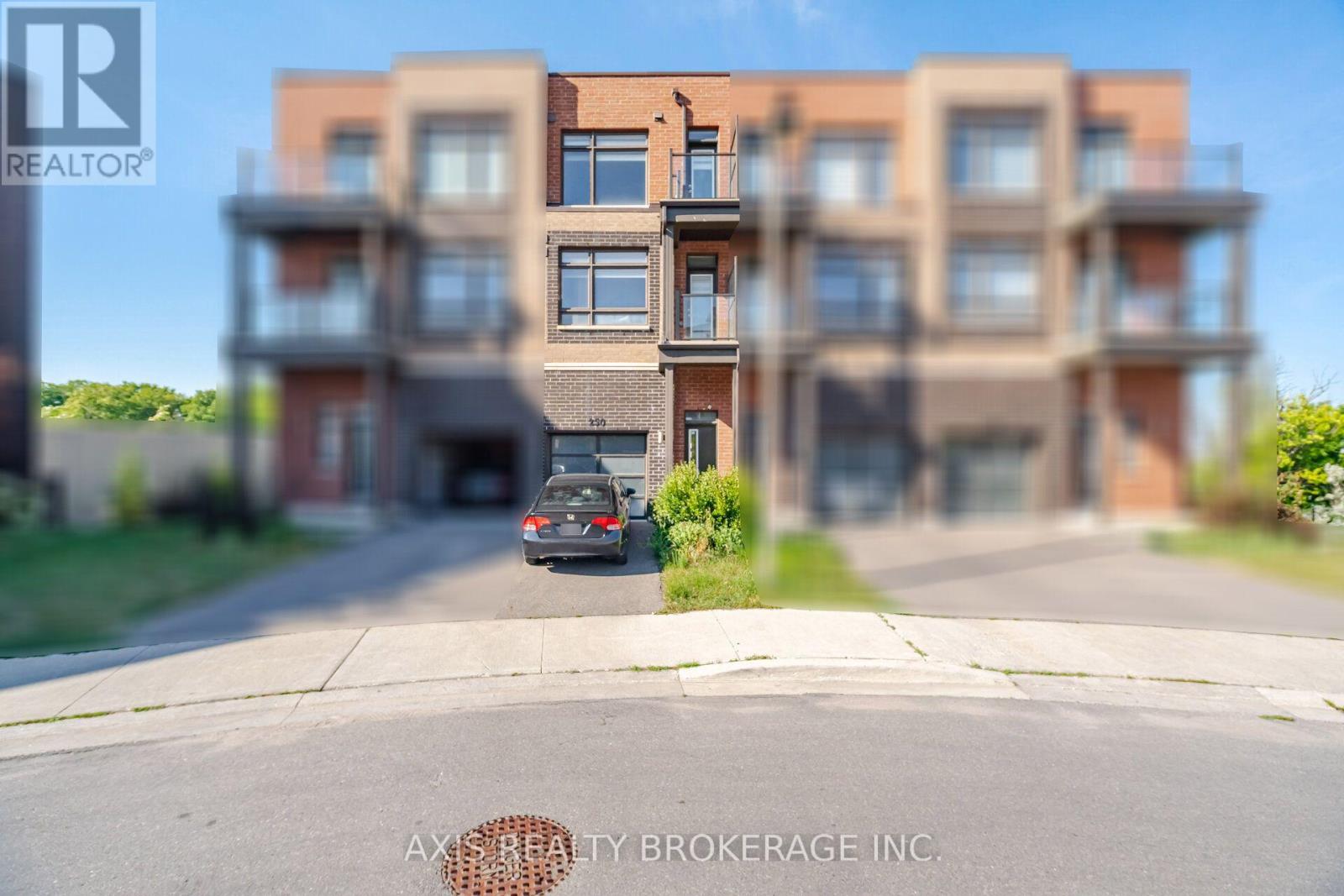 250 DALHOUSIE STREET - 2