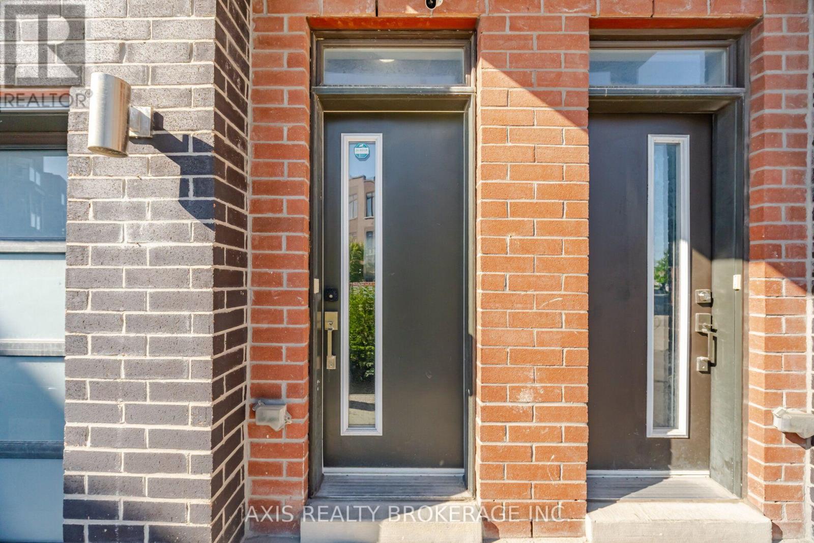 250 DALHOUSIE STREET - 3