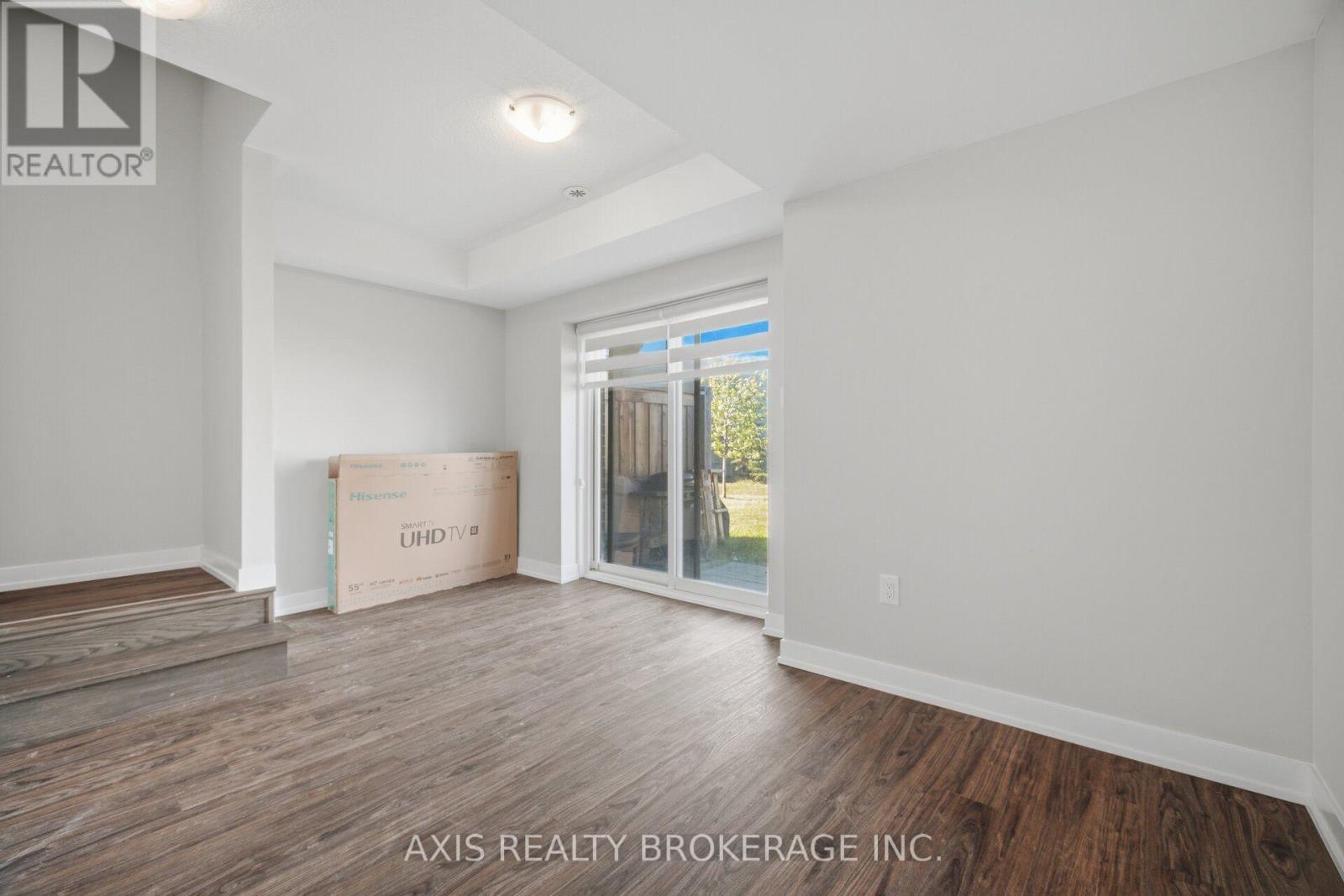 250 DALHOUSIE STREET - 33