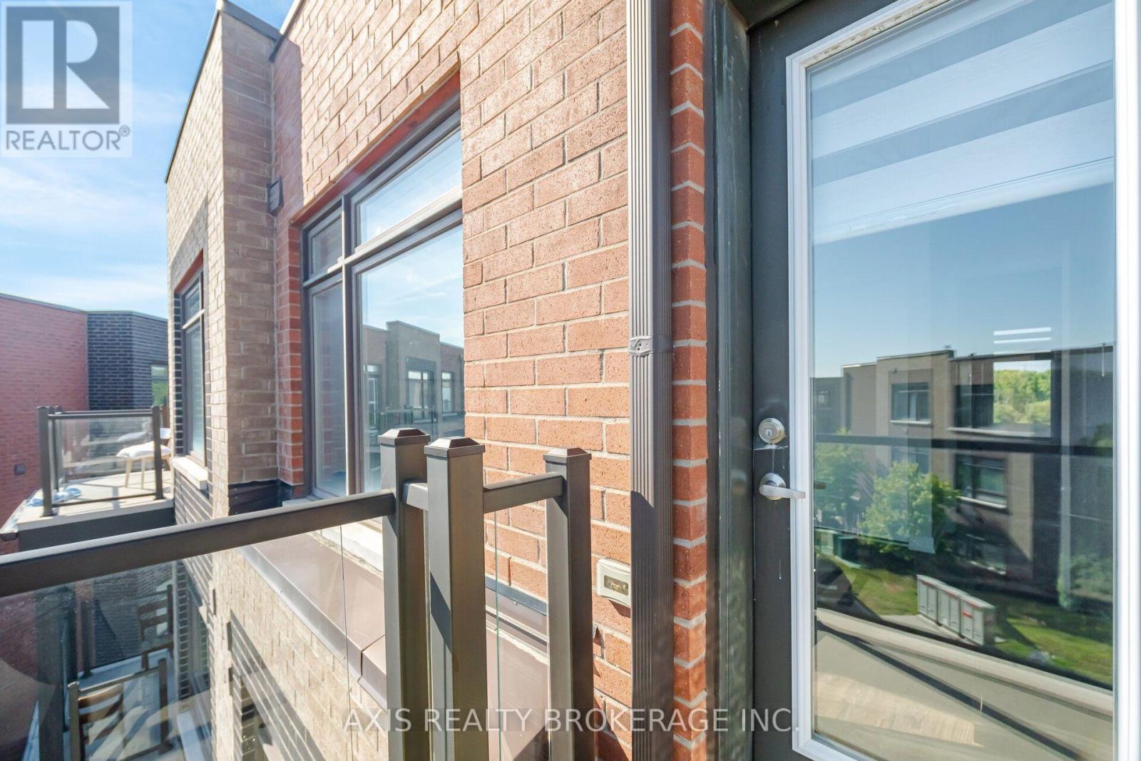 250 DALHOUSIE STREET - 43