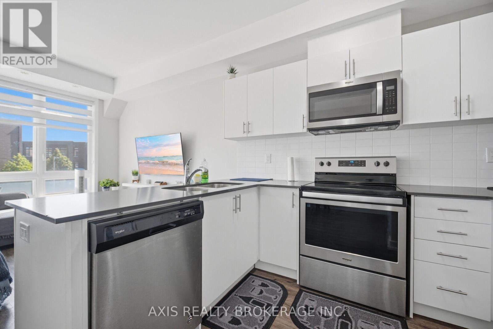 250 DALHOUSIE STREET - 8