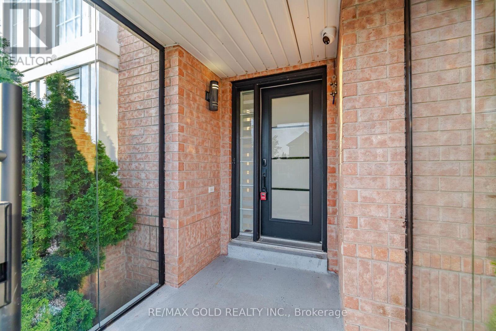 71 LEAGATE STREET - 11